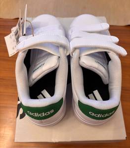 Детские кроссовки Adidas