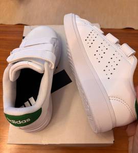 Детские кроссовки Adidas