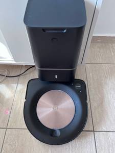 iRobot S9+ с базой для самоочистки