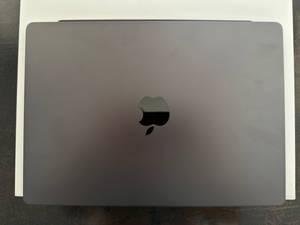 MacBook Pro 14 M5