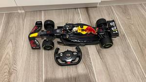 Red Bull Racing RB18 RC (Rastar)